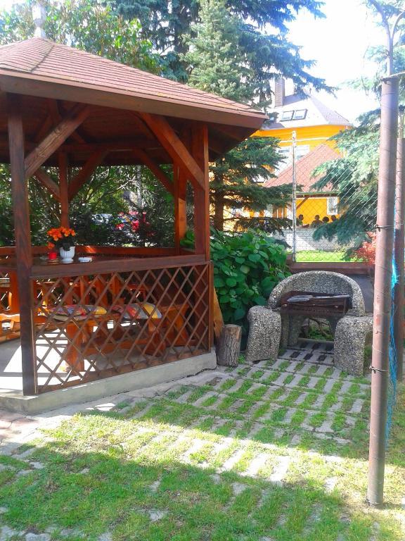 Kaiser Apartman Heviz Luaran gambar